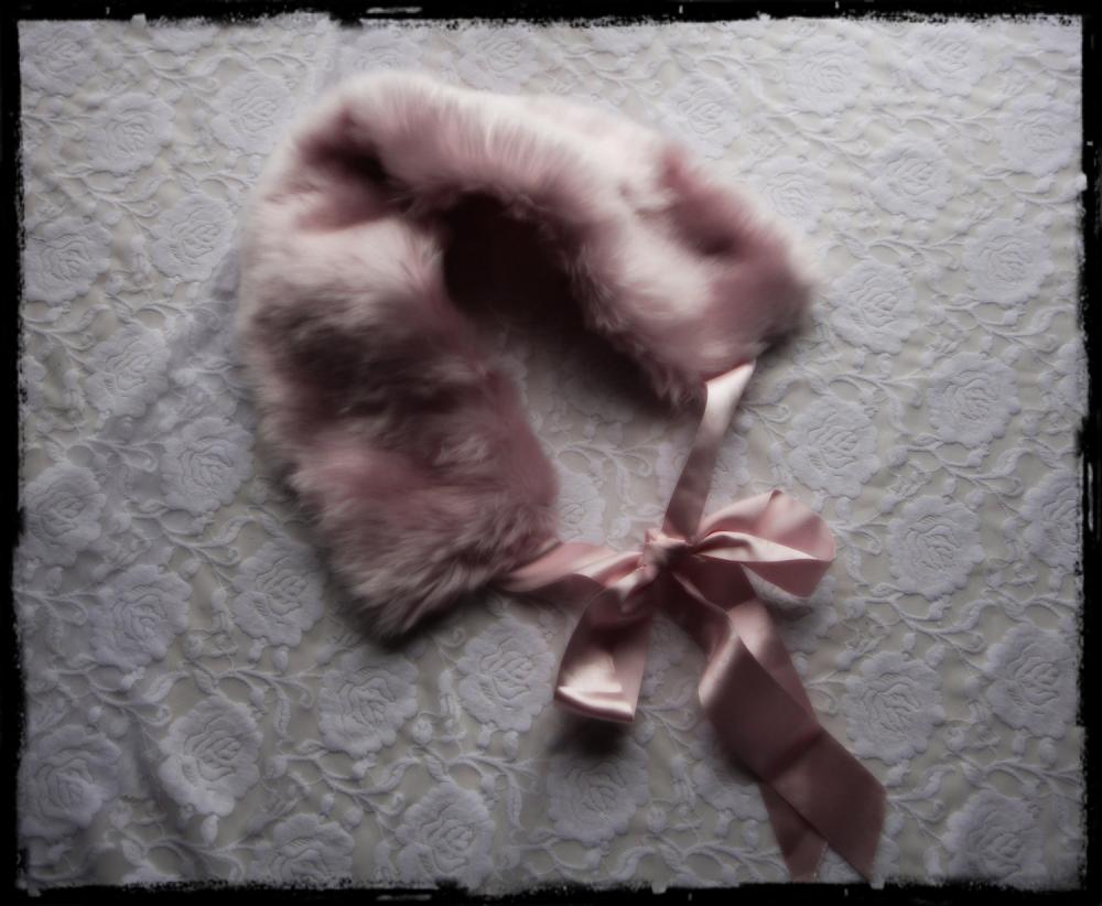 Pink Faux Fur Collar With Ribbon 1920s Pin Up Style